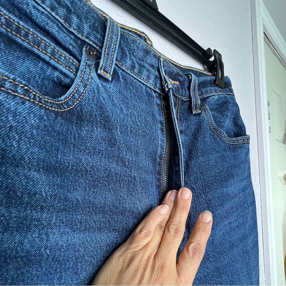Levi’s Premium 70s High Flare Classic Blue Women's Dark Blue Denim Jeans Sz 28 - Picture 8 of 11